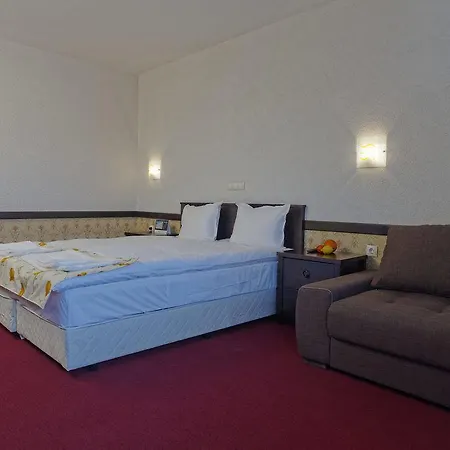 Hotel Trinity 4*