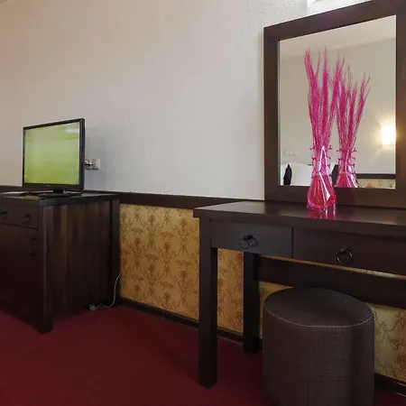 Trinity Hotel 4*